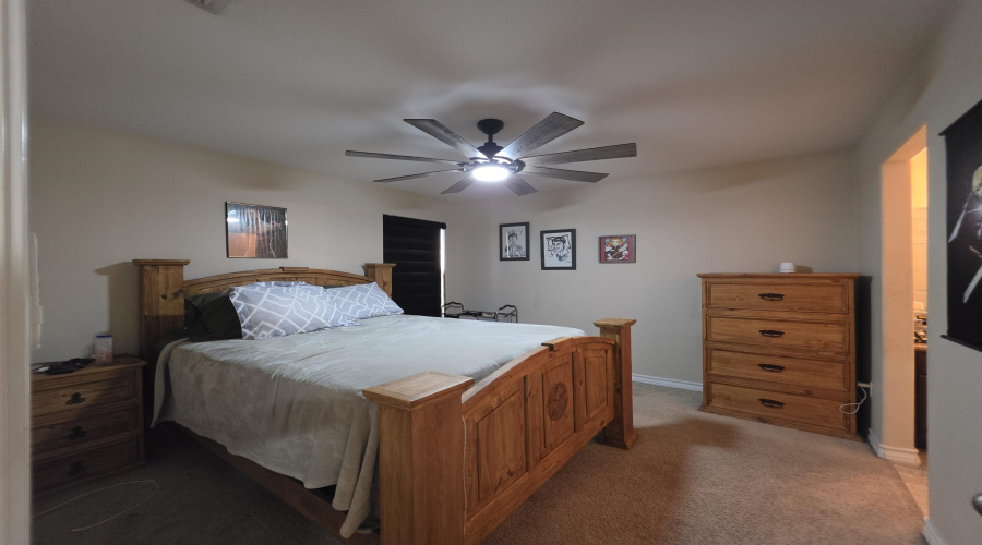 302 Date Palm Dr., LAREDO, Texas 78045, 4 Bedrooms Bedrooms, 8 Rooms Rooms,3 BathroomsBathrooms,Residential,For Rent,302 Date Palm Dr.,20263818