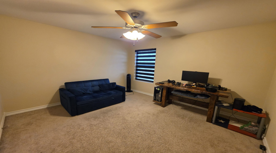 302 Date Palm Dr., LAREDO, Texas 78045, 4 Bedrooms Bedrooms, 8 Rooms Rooms,3 BathroomsBathrooms,Residential,For Rent,302 Date Palm Dr.,20263818