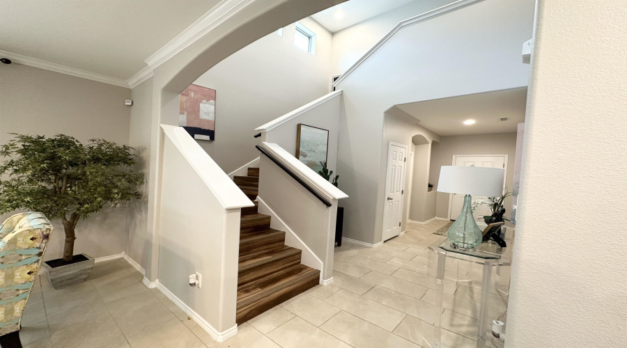 310 Baywater Hill Ln, Laredo, Texas 78045, 4 Bedrooms Bedrooms, 8 Rooms Rooms,3 BathroomsBathrooms,Residential,For Rent,310 Baywater Hill Ln,20263822