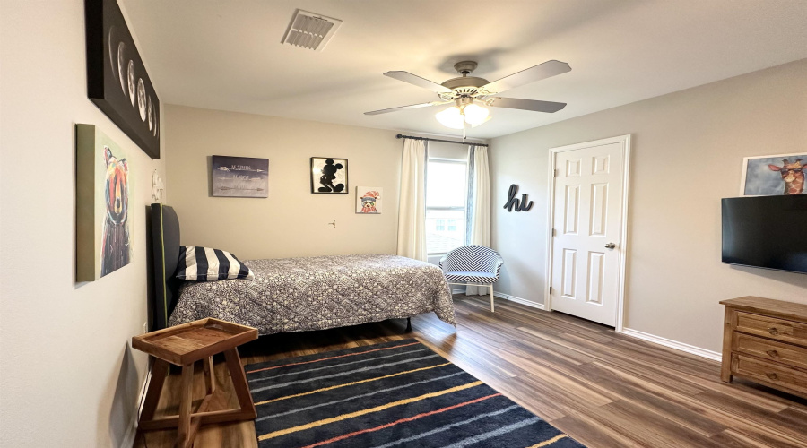 310 Baywater Hill Ln, Laredo, Texas 78045, 4 Bedrooms Bedrooms, 8 Rooms Rooms,3 BathroomsBathrooms,Residential,For Rent,310 Baywater Hill Ln,20263822