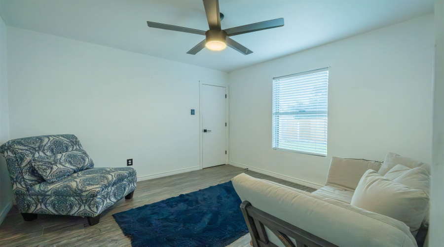 11814 Mohawk Dr, Laredo, Texas 78045, 3 Bedrooms Bedrooms, 5 Rooms Rooms,2 BathroomsBathrooms,Residential,For Sale,11814 Mohawk Dr,20263830