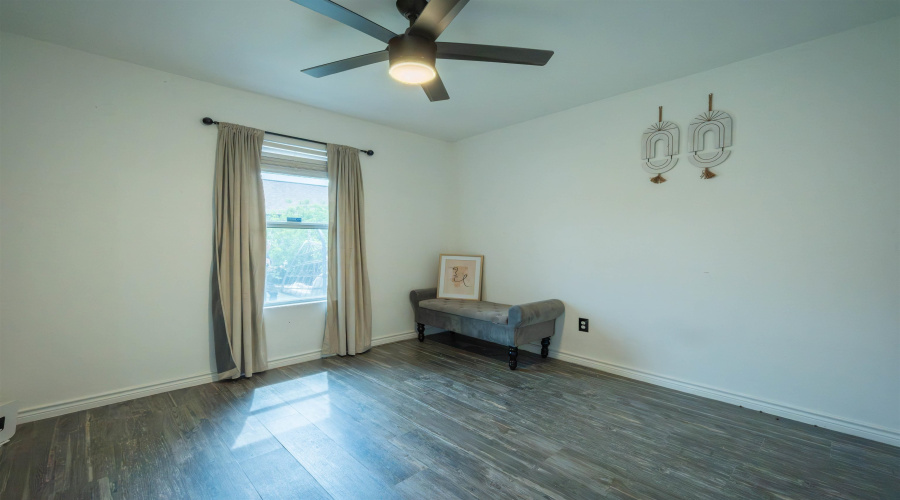 11814 Mohawk Dr, Laredo, Texas 78045, 3 Bedrooms Bedrooms, 5 Rooms Rooms,2 BathroomsBathrooms,Residential,For Sale,11814 Mohawk Dr,20263830