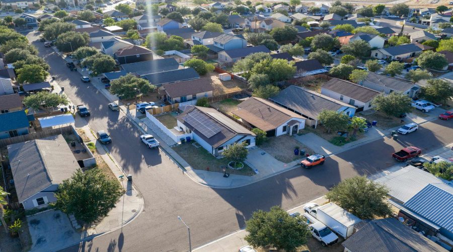 11814 Mohawk Dr, Laredo, Texas 78045, 3 Bedrooms Bedrooms, 5 Rooms Rooms,2 BathroomsBathrooms,Residential,For Sale,11814 Mohawk Dr,20263830