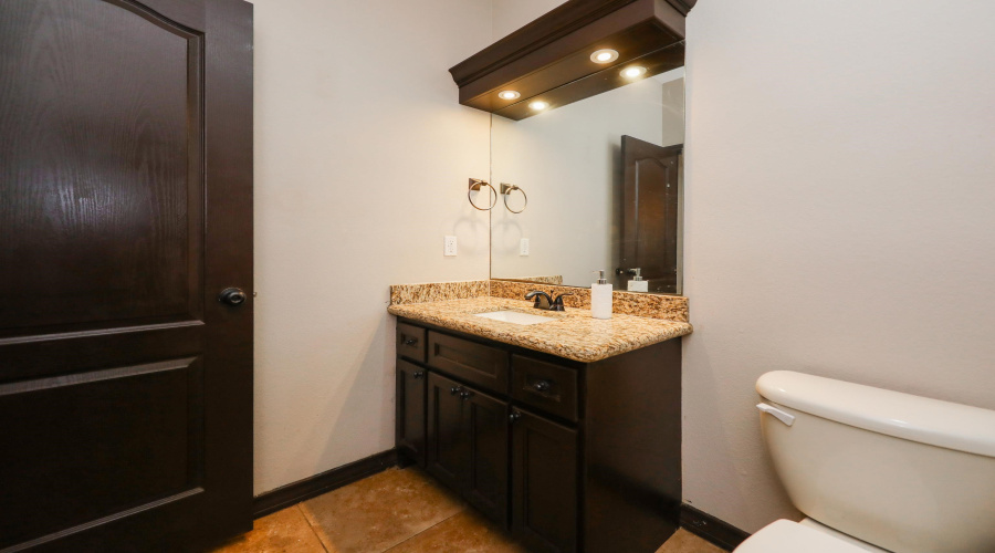 102 Rhine Falls Ct, Laredo, Texas 78041, 4 Bedrooms Bedrooms, 6 Rooms Rooms,3 BathroomsBathrooms,Residential,For Sale,102 Rhine Falls Ct,20263833