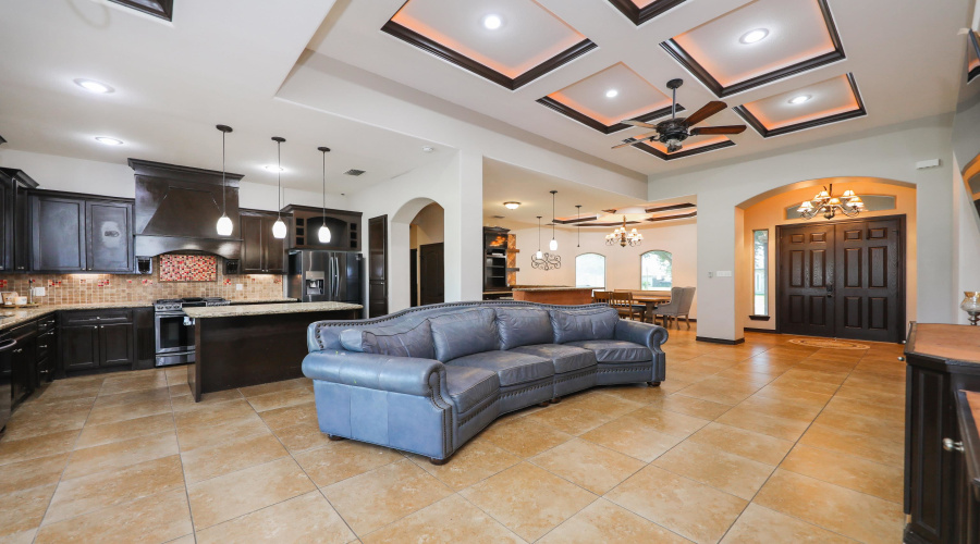 102 Rhine Falls Ct, Laredo, Texas 78041, 4 Bedrooms Bedrooms, 6 Rooms Rooms,3 BathroomsBathrooms,Residential,For Sale,102 Rhine Falls Ct,20263833