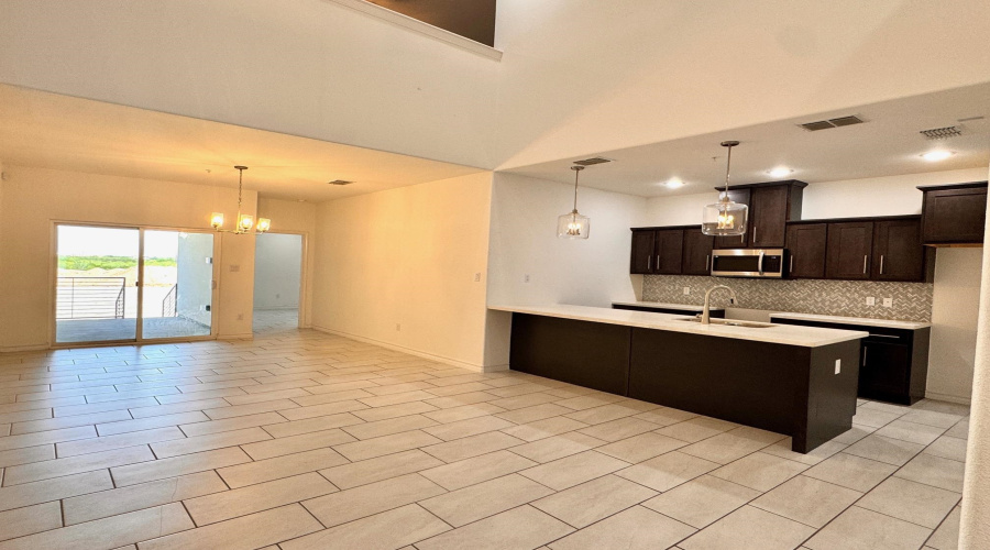 9913 Kaspar Dr., LAREDO, Texas 78045, 3 Bedrooms Bedrooms, 5 Rooms Rooms,3 BathroomsBathrooms,Residential,For Rent,9913 Kaspar Dr.,20263835