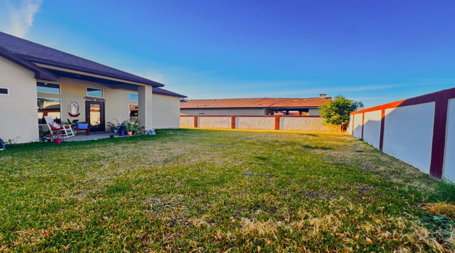 7607 Patricia Highsmith Dr, LAREDO, Texas 78041, 3 Bedrooms Bedrooms, 6 Rooms Rooms,2 BathroomsBathrooms,Residential,For Sale,7607 Patricia Highsmith Dr,20263836