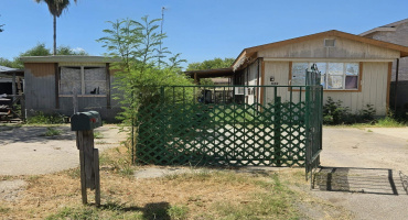 307 (1/2) W Sycamore St, Laredo, Texas 78041, ,Multi-family,For Sale,307 (1/2) W Sycamore St,20263849