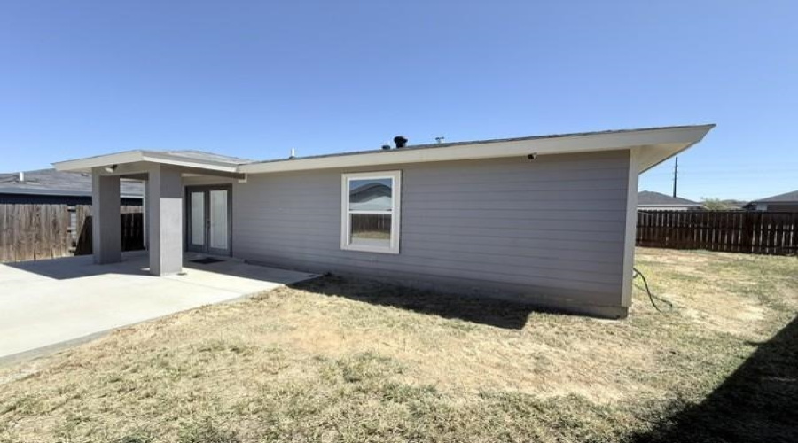3506 Jose C Santos Dr, Laredo, Texas 78046, 3 Bedrooms Bedrooms, 5 Rooms Rooms,2 BathroomsBathrooms,Residential,For Rent,3506 Jose C Santos Dr,20263838
