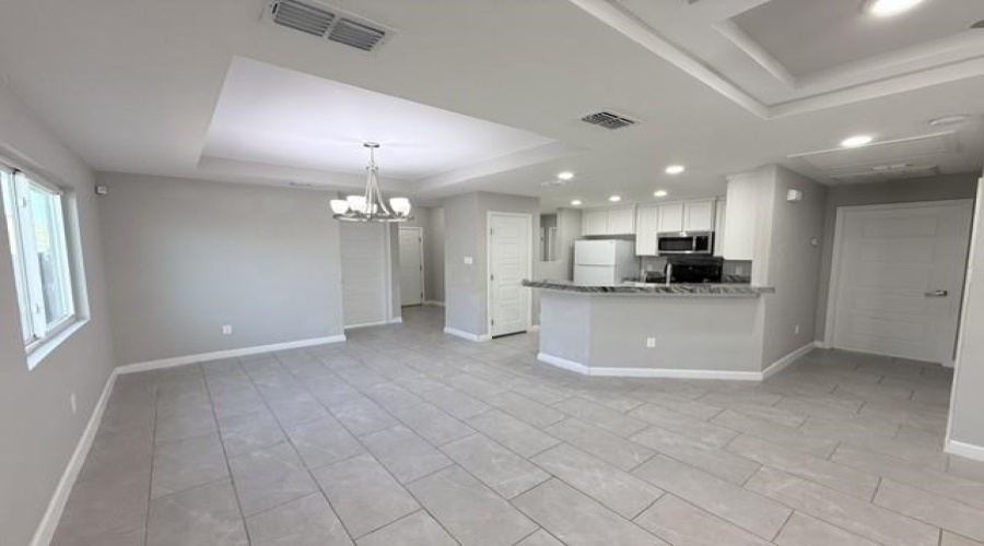 3506 Jose C Santos Dr, Laredo, Texas 78046, 3 Bedrooms Bedrooms, 5 Rooms Rooms,2 BathroomsBathrooms,Residential,For Rent,3506 Jose C Santos Dr,20263838