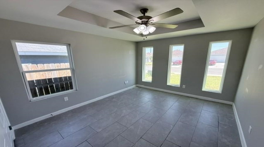 3506 Jose C Santos Dr, Laredo, Texas 78046, 3 Bedrooms Bedrooms, 5 Rooms Rooms,2 BathroomsBathrooms,Residential,For Rent,3506 Jose C Santos Dr,20263838
