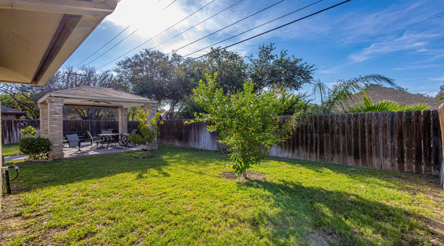 1612 Orange Blossom Lp, Laredo, Texas 78045, 3 Bedrooms Bedrooms, 5 Rooms Rooms,2 BathroomsBathrooms,Residential,For Sale,1612 Orange Blossom Lp,20263840
