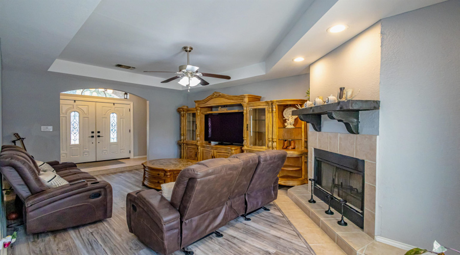 1612 Orange Blossom Lp, Laredo, Texas 78045, 3 Bedrooms Bedrooms, 5 Rooms Rooms,2 BathroomsBathrooms,Residential,For Sale,1612 Orange Blossom Lp,20263840