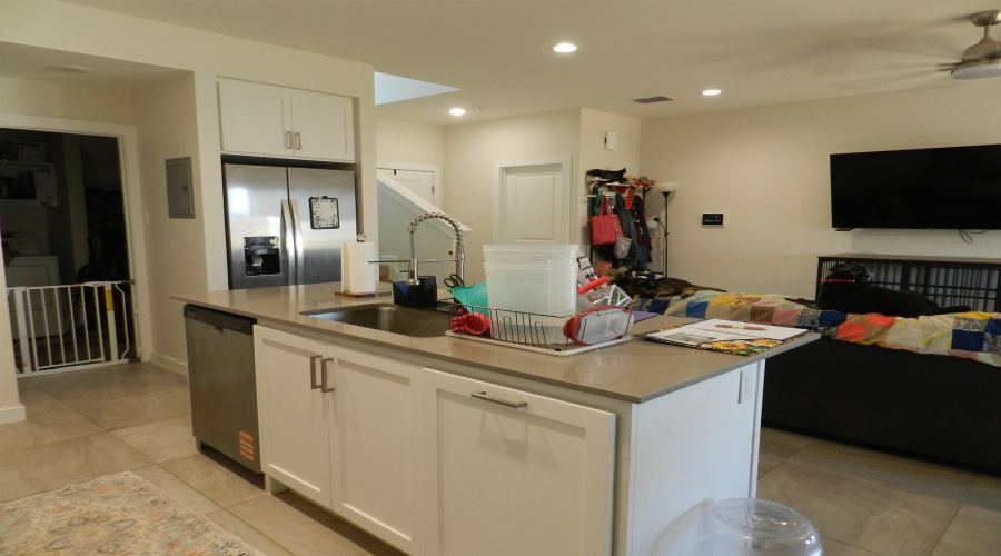 4002 Pavo Real Ln., Laredo, Texas 78046, 4 Bedrooms Bedrooms, 5 Rooms Rooms,2 BathroomsBathrooms,Residential,For Sale,4002 Pavo Real Ln.,20263842