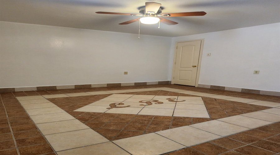 8513 Ontario Lp, Laredo, Texas 78045, 1 Bedroom Bedrooms, 2 Rooms Rooms,1 BathroomBathrooms,Residential,For Rent,8513 Ontario Lp,20263845