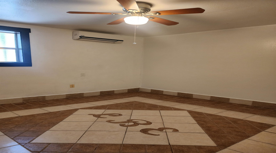 8513 Ontario Lp, Laredo, Texas 78045, 1 Bedroom Bedrooms, 2 Rooms Rooms,1 BathroomBathrooms,Residential,For Rent,8513 Ontario Lp,20263845