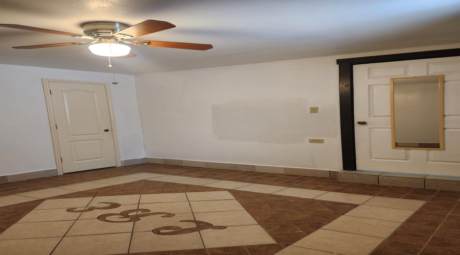 8513 Ontario Lp, Laredo, Texas 78045, 1 Bedroom Bedrooms, 2 Rooms Rooms,1 BathroomBathrooms,Residential,For Rent,8513 Ontario Lp,20263845