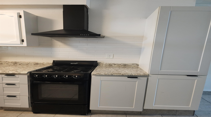 8513 Ontario Lp, Laredo, Texas 78045, 1 Bedroom Bedrooms, 2 Rooms Rooms,1 BathroomBathrooms,Residential,For Rent,8513 Ontario Lp,20263845