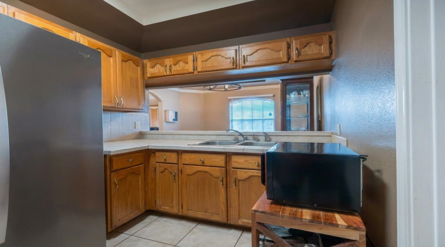 4725 San Rafael Ln, Laredo, Texas 78046, 3 Bedrooms Bedrooms, 5 Rooms Rooms,2 BathroomsBathrooms,Residential,For Sale,4725 San Rafael Ln,20263846