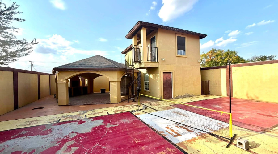 3102 Plum St, Laredo, Texas 78043, 1 Bedroom Bedrooms, 2 Rooms Rooms,1 BathroomBathrooms,Residential,For Rent,3102 Plum St,20263847