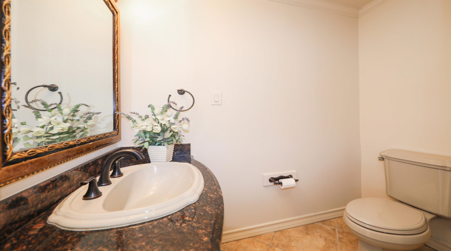 409 Longshadow Rd, Laredo, Texas 78041, 4 Bedrooms Bedrooms, 8 Rooms Rooms,4 BathroomsBathrooms,Residential,For Sale,409 Longshadow Rd,20263850