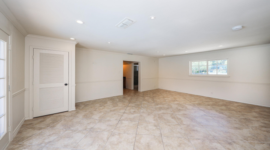409 Longshadow Rd, Laredo, Texas 78041, 4 Bedrooms Bedrooms, 8 Rooms Rooms,4 BathroomsBathrooms,Residential,For Sale,409 Longshadow Rd,20263850