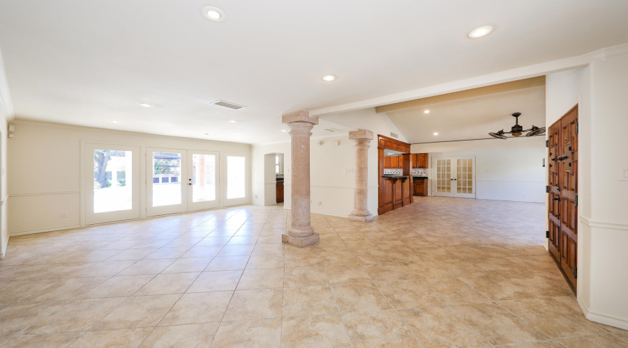 409 Longshadow Rd, Laredo, Texas 78041, 4 Bedrooms Bedrooms, 8 Rooms Rooms,4 BathroomsBathrooms,Residential,For Sale,409 Longshadow Rd,20263850