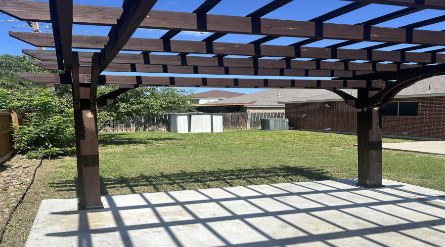 5229 Brewster Dr, Laredo, Texas 78045, 3 Bedrooms Bedrooms, 5 Rooms Rooms,2 BathroomsBathrooms,Residential,For Sale,5229 Brewster Dr,20263853
