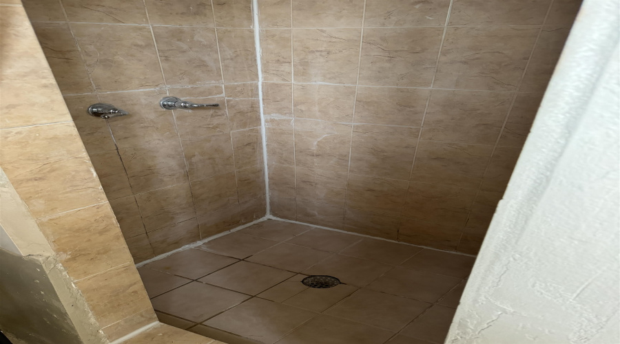 1805 San Agustin Ave, Laredo, Texas 78040, 2 Bedrooms Bedrooms, 3 Rooms Rooms,1 BathroomBathrooms,Residential,For Rent,1805 San Agustin Ave,20263855