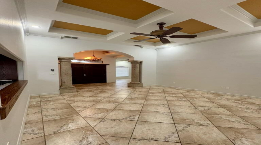 2024 Durango Ave, LAREDO, Texas 78046, 4 Bedrooms Bedrooms, 5 Rooms Rooms,3 BathroomsBathrooms,Residential,For Sale,2024 Durango Ave,20263858