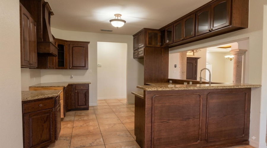 2024 Durango Ave, LAREDO, Texas 78046, 4 Bedrooms Bedrooms, 5 Rooms Rooms,3 BathroomsBathrooms,Residential,For Sale,2024 Durango Ave,20263858
