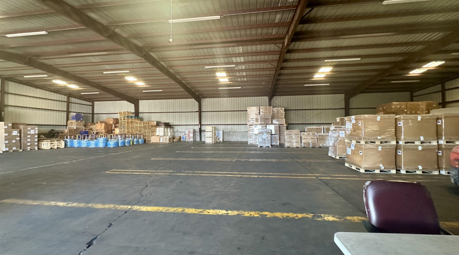 4116 Trade Center Blvd, Laredo, Texas 78045-9999, 1 Bedroom Bedrooms, 21 Rooms Rooms,2 BathroomsBathrooms,Commercial/industrial,For Rent,4116 Trade Center Blvd,20263857