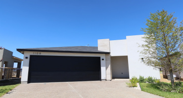 1108 Hebilla Ct., LAREDO, Texas 78046, 4 Bedrooms Bedrooms, 5 Rooms Rooms,3 BathroomsBathrooms,Residential,For Sale,1108 Hebilla Ct.,20263870