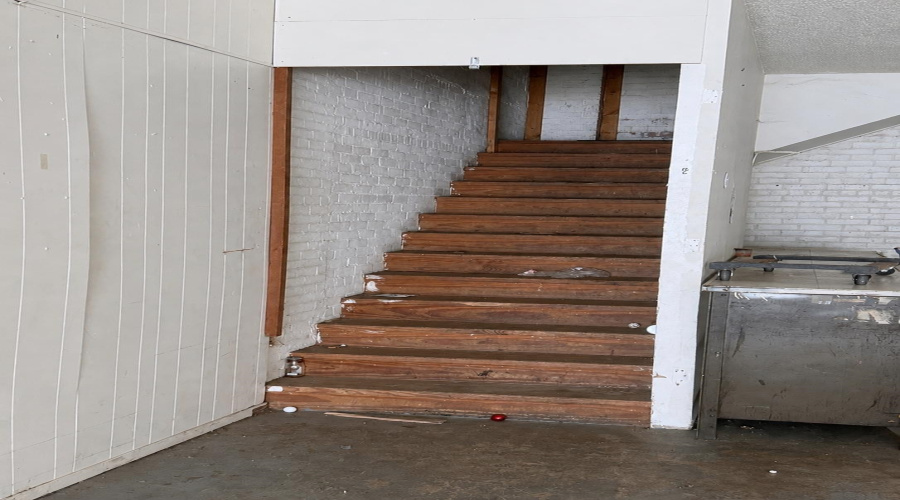 313 Flores Ave, Laredo, Texas 78040, ,2 BathroomsBathrooms,Commercial retail/office,For Sale,313 Flores Ave,20263866