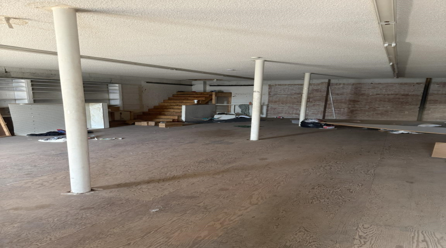 313 Flores Ave, Laredo, Texas 78040, ,2 BathroomsBathrooms,Commercial retail/office,For Sale,313 Flores Ave,20263866