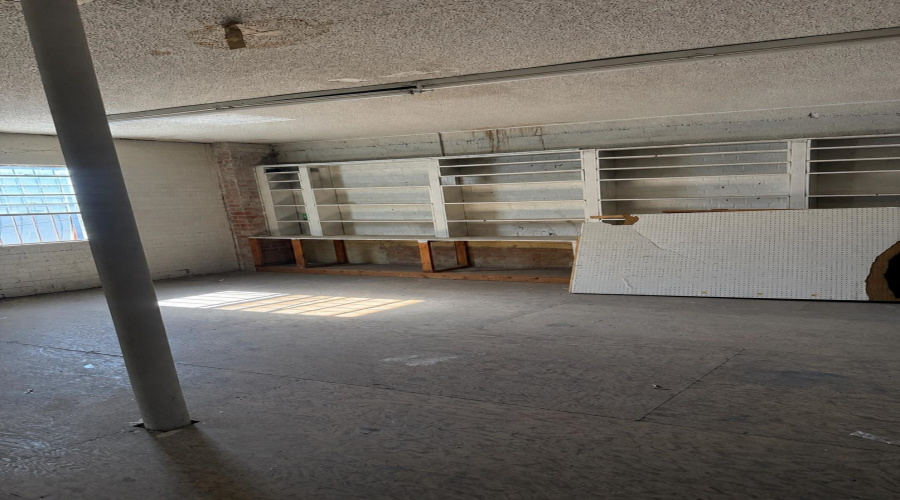 313 Flores Ave, Laredo, Texas 78040, ,2 BathroomsBathrooms,Commercial retail/office,For Sale,313 Flores Ave,20263866