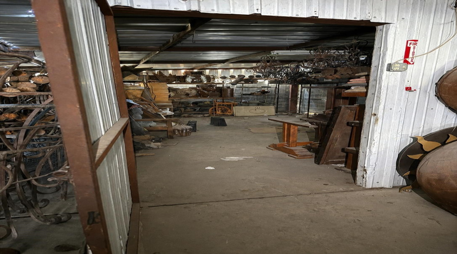 1516 San Bernardo Ave, Laredo, Texas 78040, ,2 BathroomsBathrooms,Commercial retail/office,For Sale,1516 San Bernardo Ave,20263868