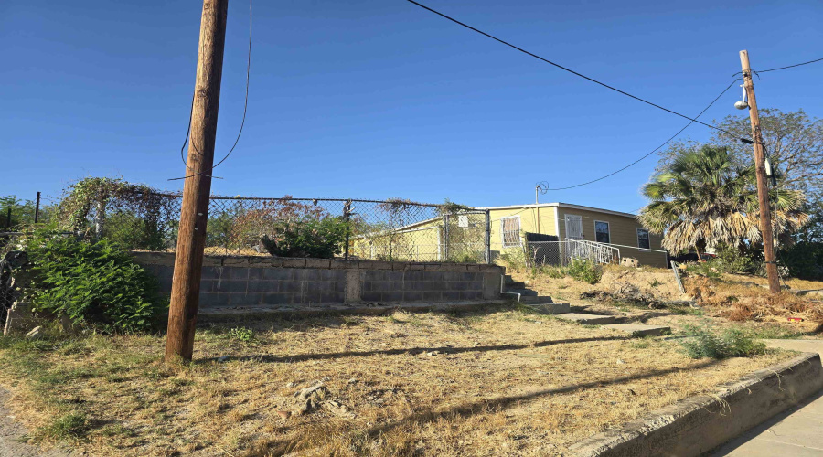 912 OKane St, Laredo, Texas 78040, ,Land,For Sale,912 OKane St,20263862