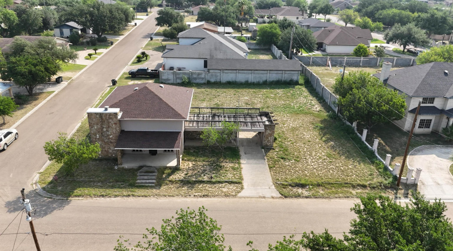 548 Cerrito Dr, Zapata, Texas 78076, 3 Bedrooms Bedrooms, 7 Rooms Rooms,2 BathroomsBathrooms,Residential,For Sale,548 Cerrito Dr,20263864