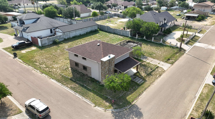 548 Cerrito Dr, Zapata, Texas 78076, 3 Bedrooms Bedrooms, 7 Rooms Rooms,2 BathroomsBathrooms,Residential,For Sale,548 Cerrito Dr,20263864