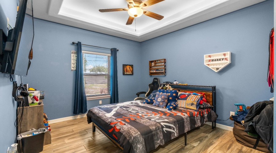 2303 Lake View Dr., Mission, Texas 78572, 3 Bedrooms Bedrooms, 6 Rooms Rooms,2 BathroomsBathrooms,Residential,For Sale,2303 Lake View Dr.,20263867