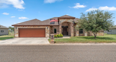 2303 Lake View Dr., Mission, Texas 78572, 3 Bedrooms Bedrooms, 6 Rooms Rooms,2 BathroomsBathrooms,Residential,For Sale,2303 Lake View Dr.,20263867