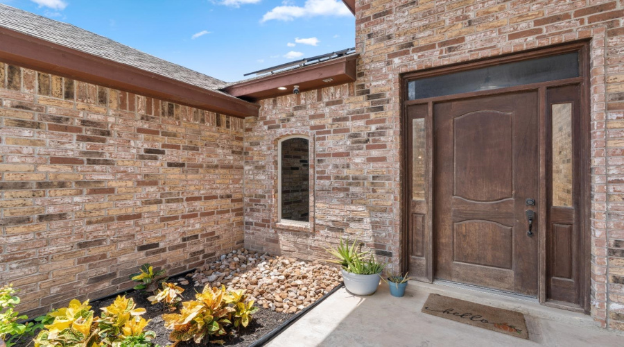 2303 Lake View Dr., Mission, Texas 78572, 3 Bedrooms Bedrooms, 6 Rooms Rooms,2 BathroomsBathrooms,Residential,For Sale,2303 Lake View Dr.,20263867