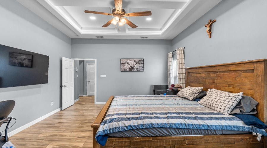 2303 Lake View Dr., Mission, Texas 78572, 3 Bedrooms Bedrooms, 6 Rooms Rooms,2 BathroomsBathrooms,Residential,For Sale,2303 Lake View Dr.,20263867