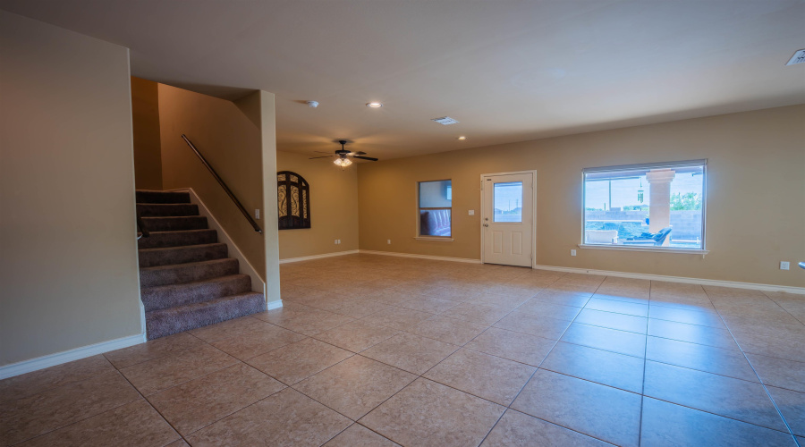 505 Silver Palm Dr, Laredo, Texas 78045, 4 Bedrooms Bedrooms, 7 Rooms Rooms,3 BathroomsBathrooms,Residential,For Sale,505 Silver Palm Dr,20263869