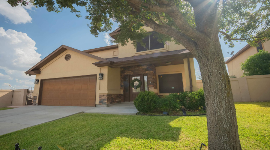 505 Silver Palm Dr, Laredo, Texas 78045, 4 Bedrooms Bedrooms, 7 Rooms Rooms,3 BathroomsBathrooms,Residential,For Sale,505 Silver Palm Dr,20263869
