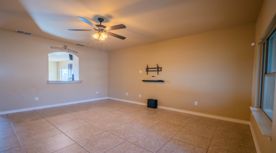 505 Silver Palm Dr, Laredo, Texas 78045, 4 Bedrooms Bedrooms, 7 Rooms Rooms,3 BathroomsBathrooms,Residential,For Sale,505 Silver Palm Dr,20263869
