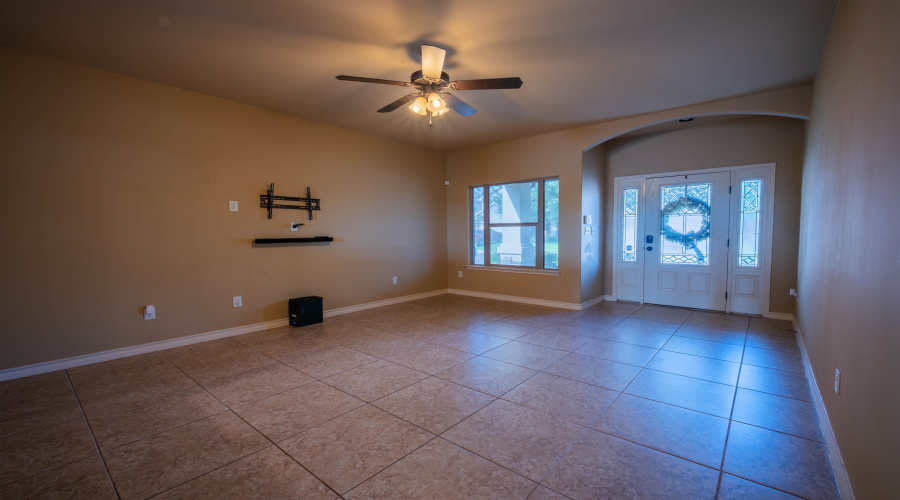 505 Silver Palm Dr, Laredo, Texas 78045, 4 Bedrooms Bedrooms, 7 Rooms Rooms,3 BathroomsBathrooms,Residential,For Sale,505 Silver Palm Dr,20263869