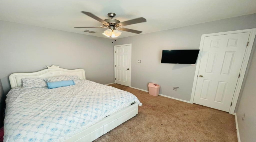 9983 Inmaculada Ln, Laredo, Texas 78045, 3 Bedrooms Bedrooms, 6 Rooms Rooms,2 BathroomsBathrooms,Residential,For Sale,9983 Inmaculada Ln,20263871