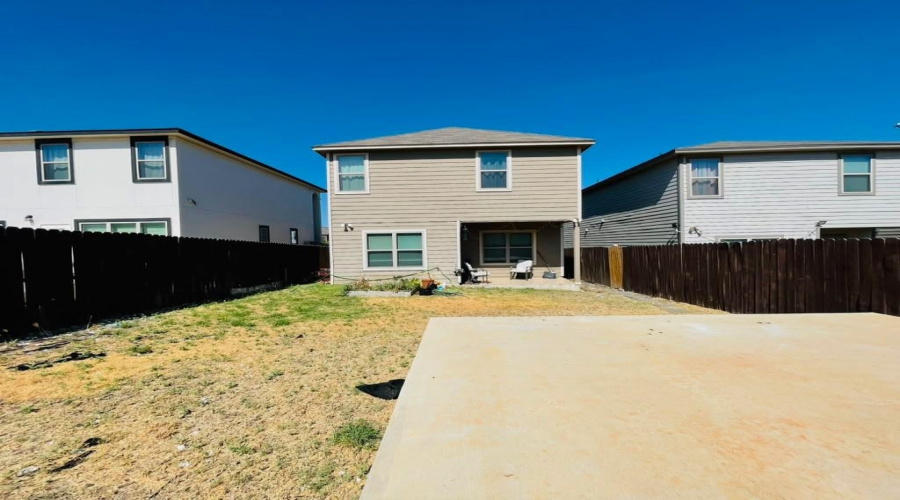 9983 Inmaculada Ln, Laredo, Texas 78045, 3 Bedrooms Bedrooms, 6 Rooms Rooms,2 BathroomsBathrooms,Residential,For Sale,9983 Inmaculada Ln,20263871